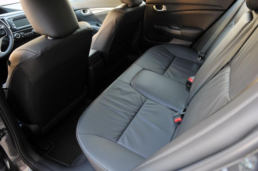  Honda Civic 2013 года  (фото 24 из 47)